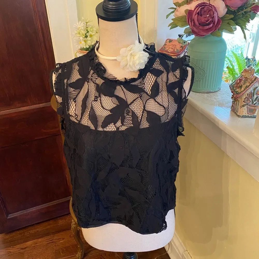 NWT Zara Black Lace Top Jrs XL NWT